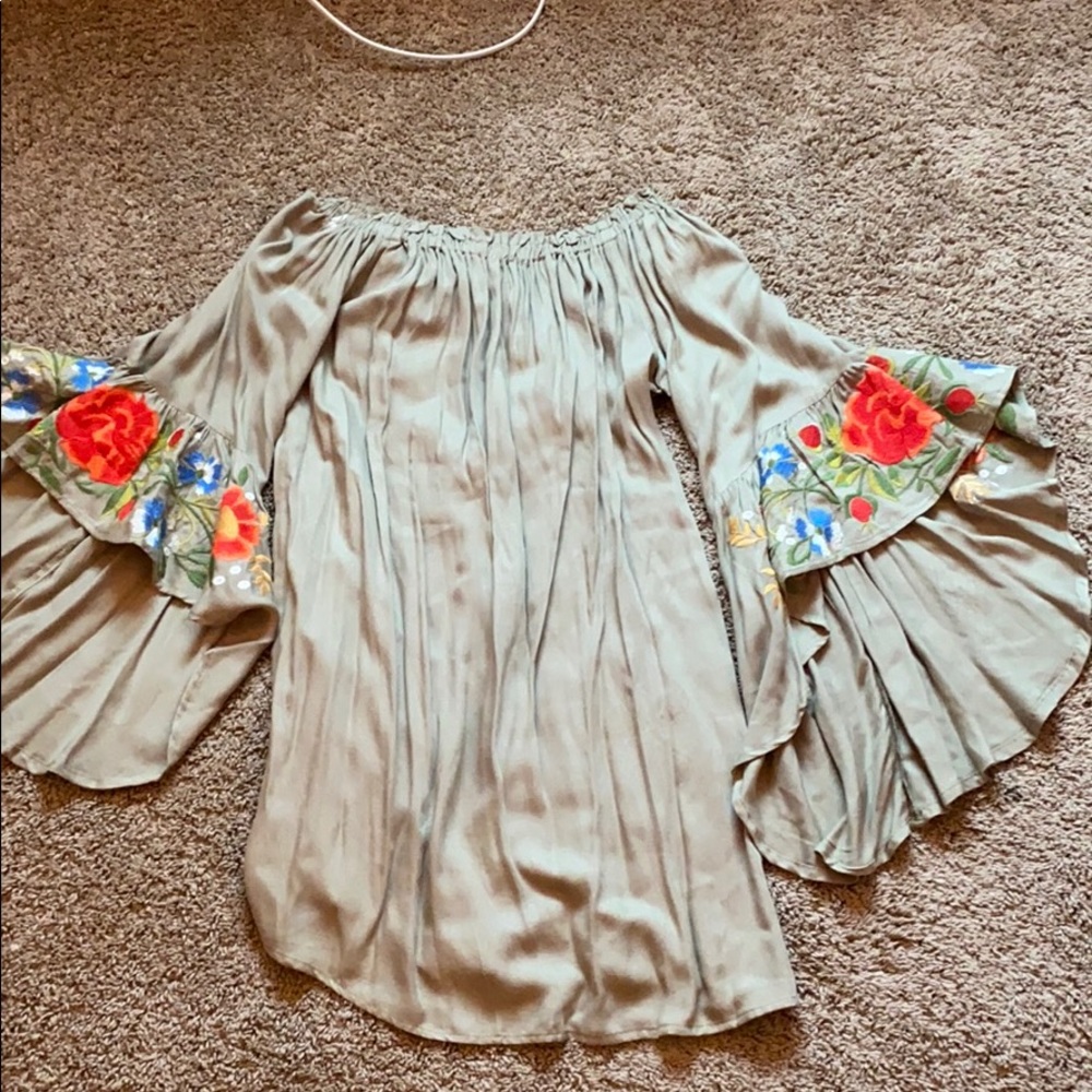 Altar’d state embroidered T-shirt dress